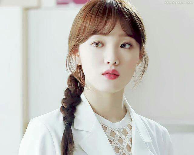 lee-sung-kyung3-15809117418551507125544.jpg