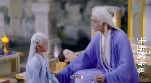 "Tam sinh tam thế Chẩm thượng thư": Lộ cảnh Đ&ocirc;ng Hoa - Phượng Cửu xuất hiện b&ecirc;n con trai, b&eacute; Cổn Cổn t&oacute;c trắng cực đ&aacute;ng y&ecirc;u  - Ảnh 5.