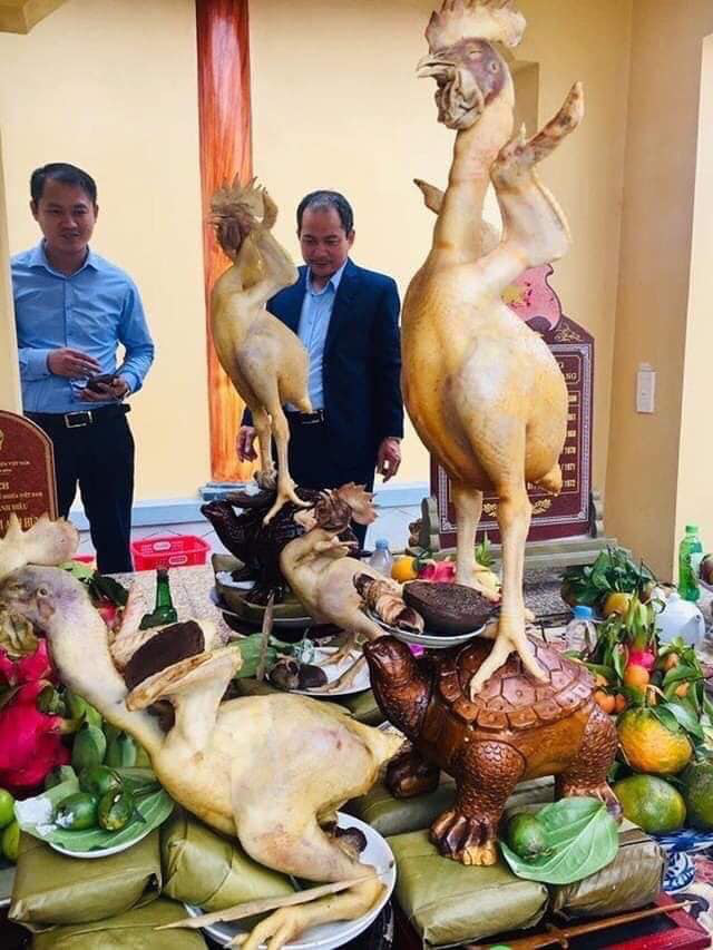 Dạo một vòng chợ Hà Nội Giá gà cúng đa dạng loại đắt và đẹp nhất rơi vào  khoảng 300 nghìn đồngkg