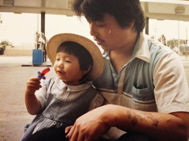 Ảnh hai cha con Kim chụp năm 1988.