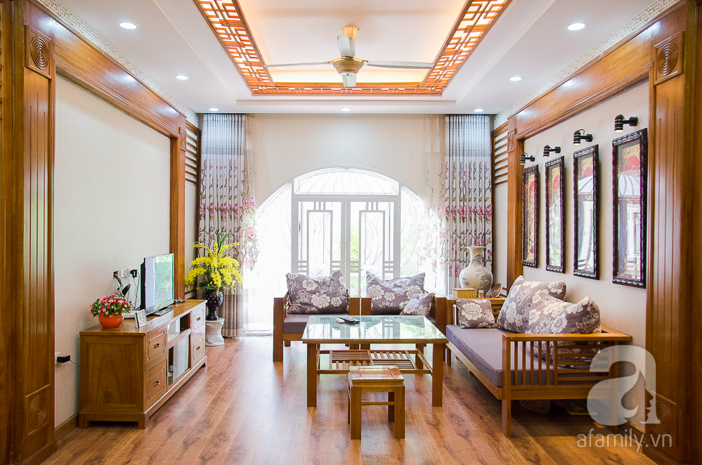 Nội thất gỗ ở Hà Nội là một điểm đến tuyệt vời không chỉ cho những người yêu thích phong cách truyền thống. Với sự kết hợp hoàn hảo giữa chất liệu gỗ và thiết kế hiện đại, nội thất gỗ ở Hà Nội đang trở thành niềm tự hào cho người dân địa phương.