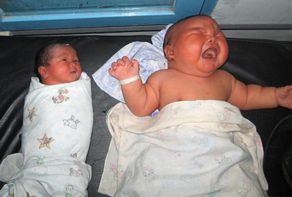 Những bé sơ sinh có cân nặng 
