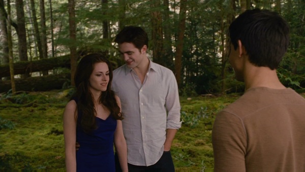Bella - Edward nồng nàn hôn nhau liên tục  6