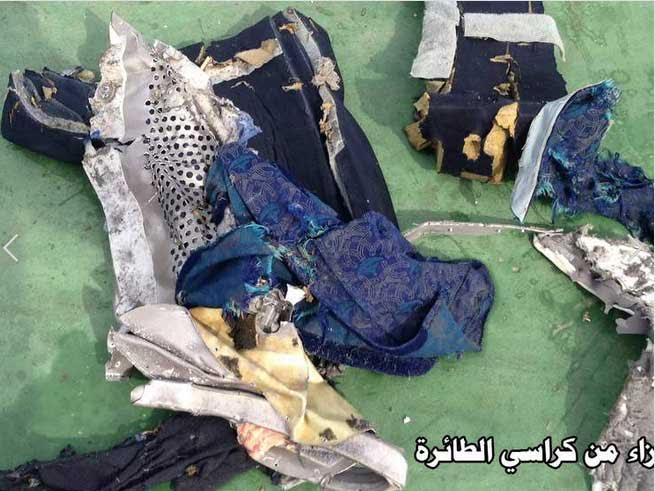 máy bay, EgyptAir, hình ảnh, mảnh vỡ
