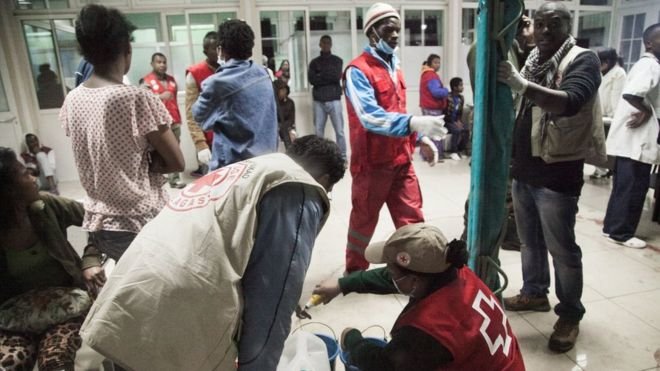 Nhiều thiếu niên là nạn nhân trong vụ đánh bom tại Madagascar - Ảnh: AFP