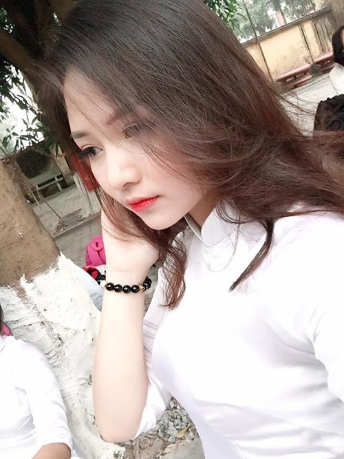 co gai bat ngo noi tieng trong ngay thi dh dau tien hinh anh 2