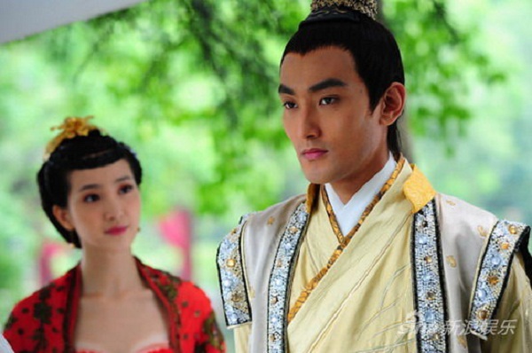 Kang Ta l&agrave;m &ldquo;Vua Trung Hoa&rdquo; tr&ecirc;n m&agrave;n ảnh Việt 