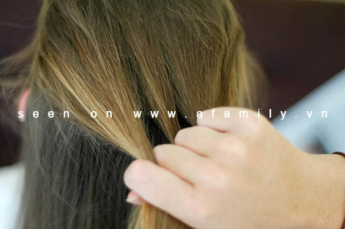 9 bước để tự tết tóc đuôi sam kiểu Hà Lan