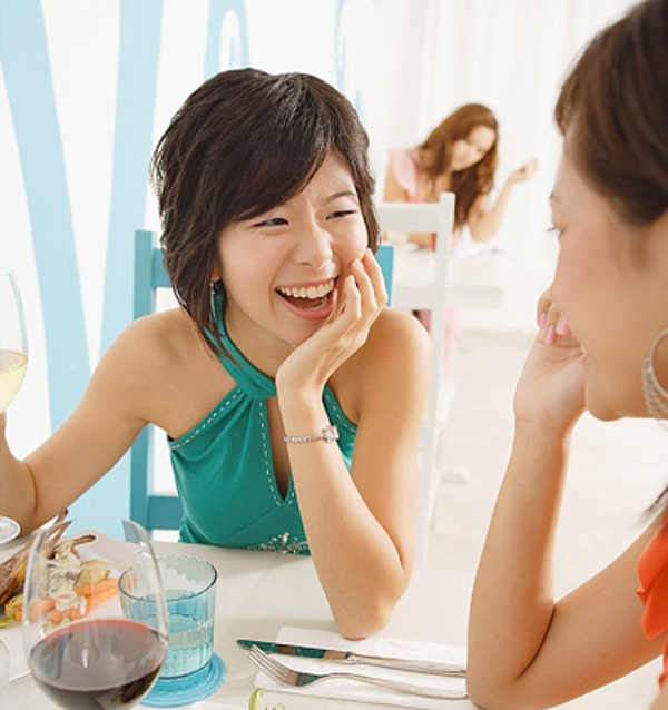 T&iacute;m mặt v&igrave; vợ nấu ngẩu p&iacute;n mời bạn chồng