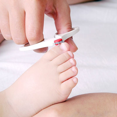 5 Mẹo Giúp Chân Tay Xinh Của Bé Luôn Sạch Sẽ