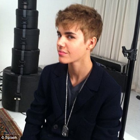 Những kiểu tóc gắn liền với Justin Bieber  Làm đẹp
