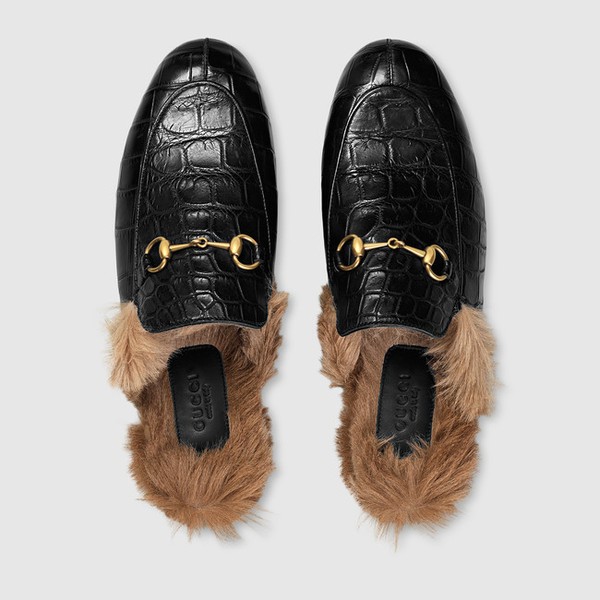 Giày loafer sục