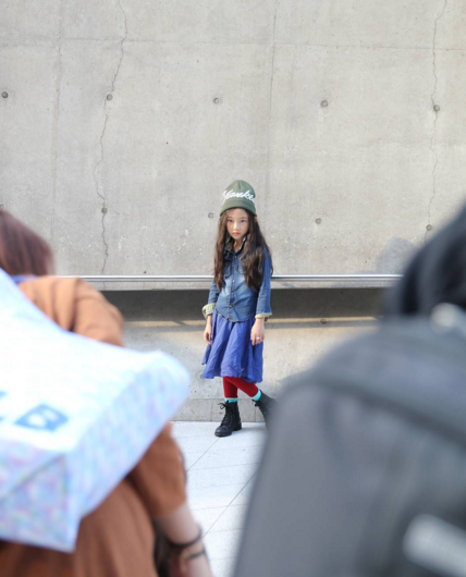 Fashionista hay Ngôi sao? Không, chính các cô bé cậu bé này mới đang thống trị Seoul Fashion Week! - Ảnh 11.