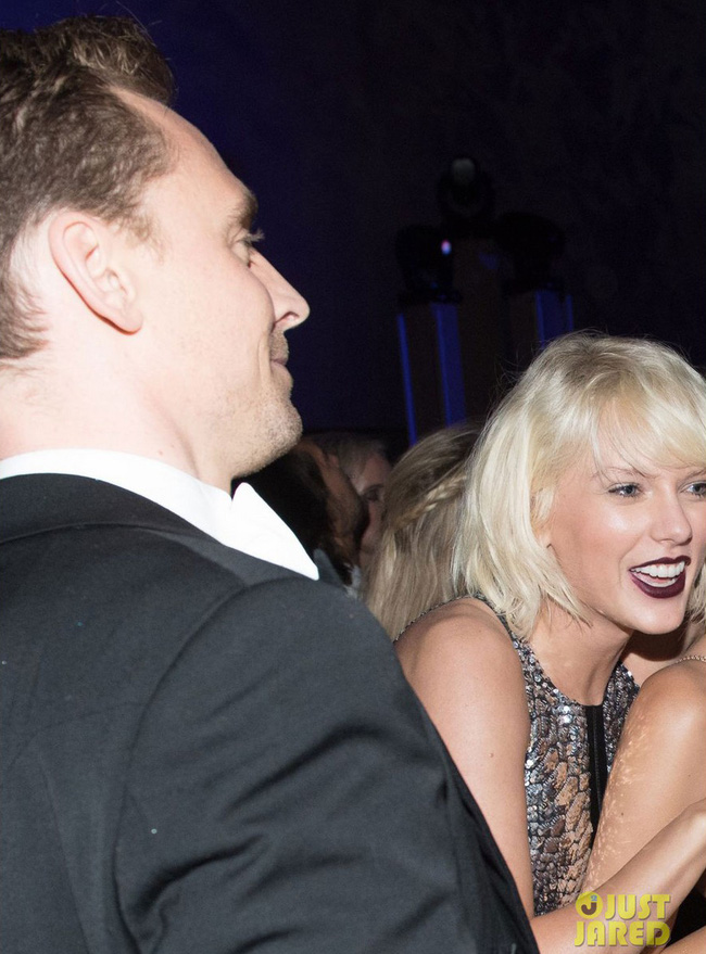 HOT: Taylor Swift lộ ảnh hôn Loki Tom Hiddleston sau 2 tuần chia tay Calvin Harris - Ảnh 16.