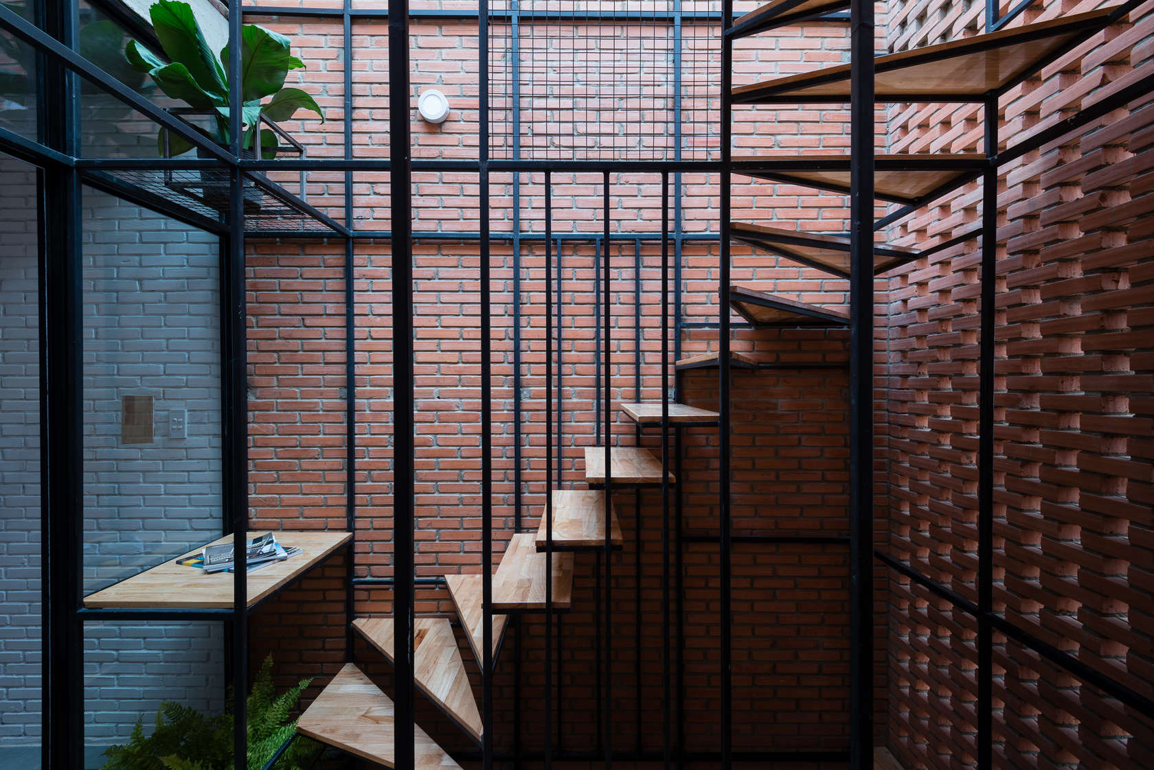 600 triệu đồng và ngôi nhà nhỏ 24.5m² đẹp đến “nghẹt thở” giữa lòng Sài Gòn