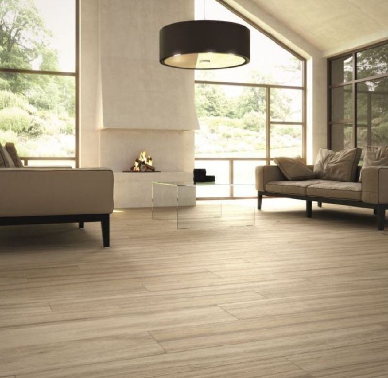 Gạch lát giả gỗ giúp sàn nhà ấm áp và sang trọng
