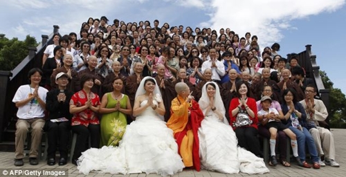 Những đám cưới độc đáo nhất năm 2012 