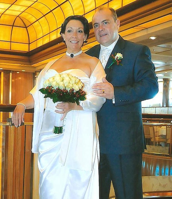 27 năm đính hôn mới làm đám cưới