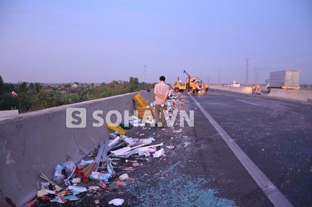 Vị trí xảy ra tai nạn giữa xe khách và xe tải trên đường cao tốc Trung Lương - TP.HCM