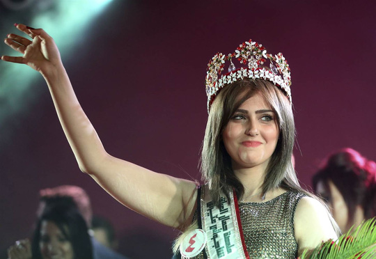 Shaima Qassem Abdulrahman, 20 tuổi, là Tân Hoa hậu Iraq sau 43 năm. Ảnh: AP