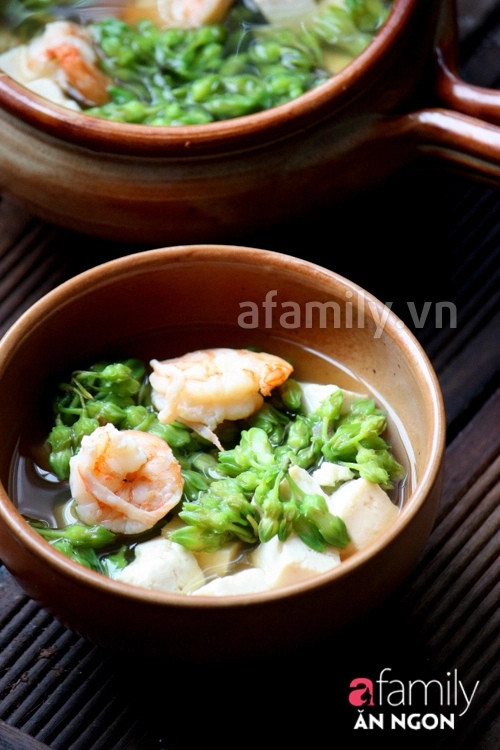 Ngọt thanh m&oacute;n canh thi&ecirc;n l&yacute; nấu t&ocirc;m, đậu phụ