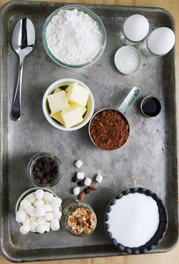 Cùng làm Brownie Tart cho tín đồ của Chocolate 