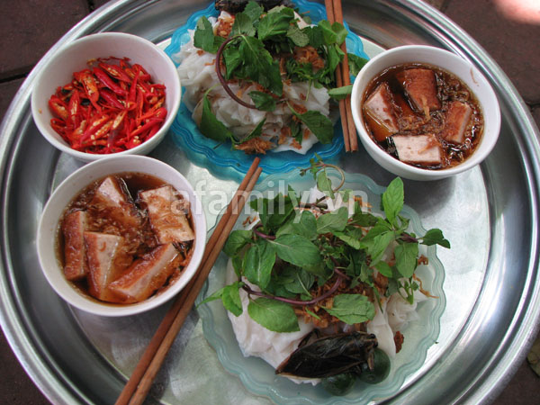 Thơm hương bánh cuốn Thanh Trì