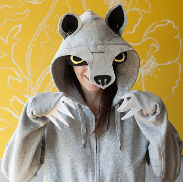 Hóa trang áo sói chơi Halloween thật vui! 
