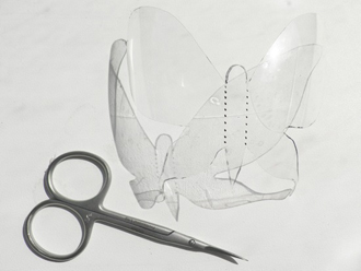 Cánh bướm xinh xắn tái chế từ vỏ chai nhựa 3
