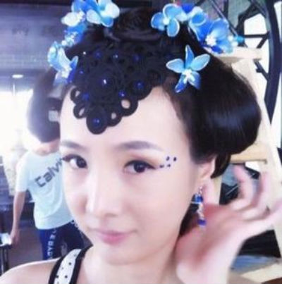 Ngắm ảnh Can Lộ Lộ h&oacute;a c&ocirc; n&agrave;ng cổ trang 