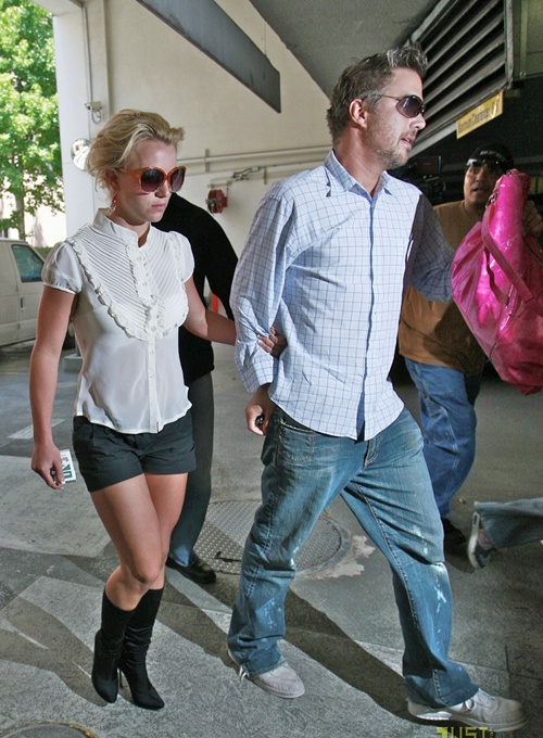 Britney Spears lên kế hoạch cho đám cưới thứ 3 Britney Spears lên kế hoạch cho đám cưới thứ 3
