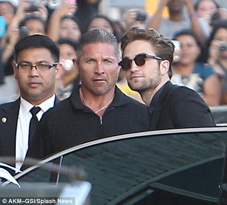 Robert Pattinson đã tha thứ cho Kristen