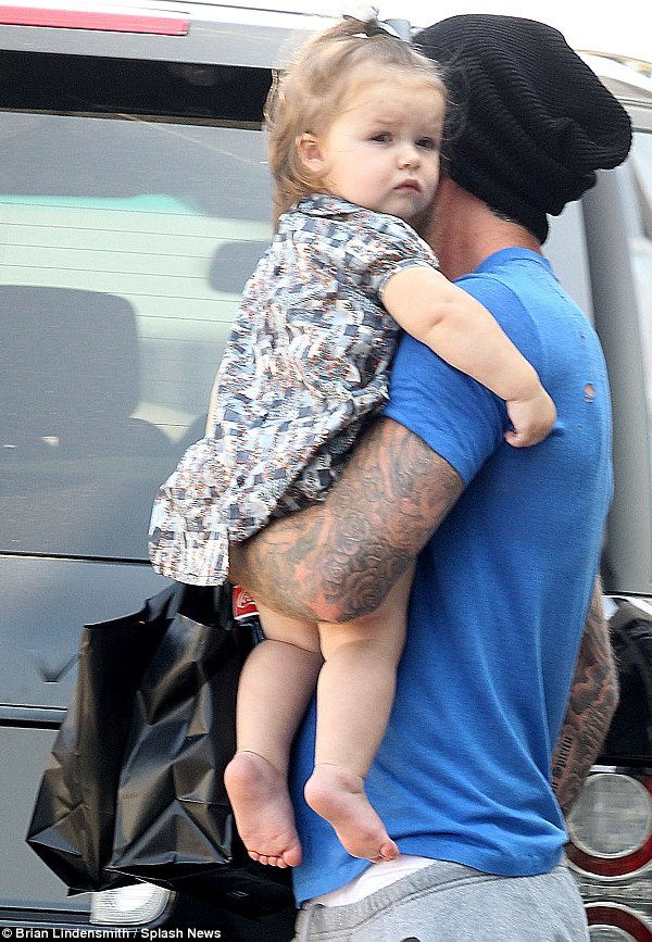 Beckham mặc áo Beckham mặc áo