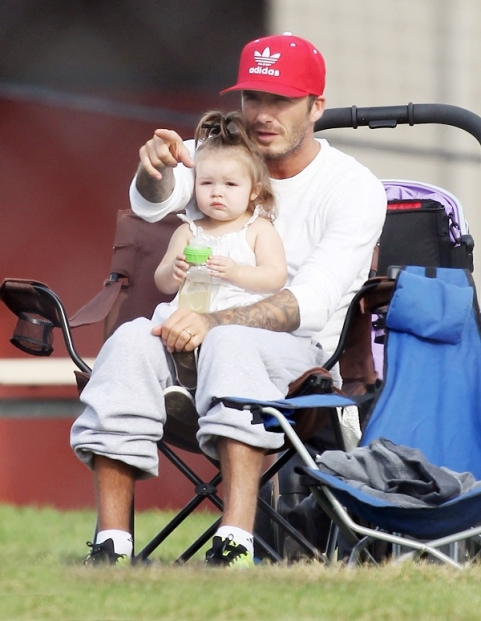 Con g&aacute;i Beckham 