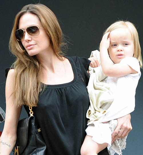 Angelina đóng phim cùng con gái nhỏ