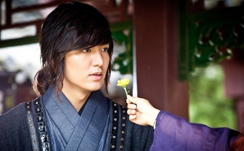 Lee Min Ho khóc, khán giả cũng nghẹn ngào