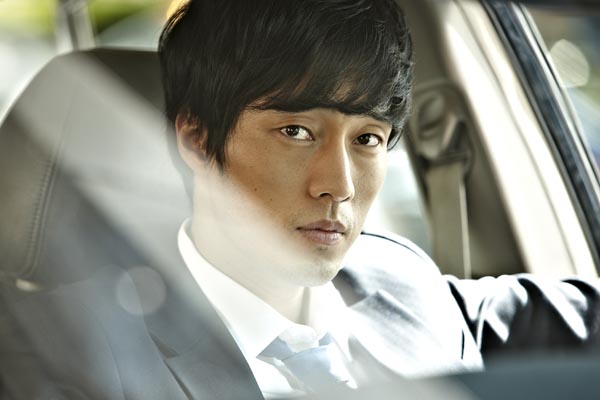 Ớn lạnh vì... So Ji Sub