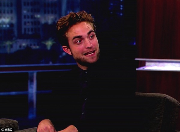 Robert Pattinson: “Tôi vẫn là kẻ vô gia cư”