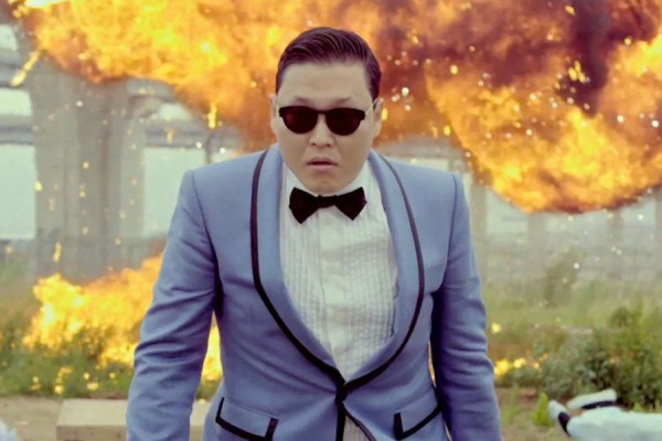Chàng béo Psy về chung nhà với Justin Bieber
