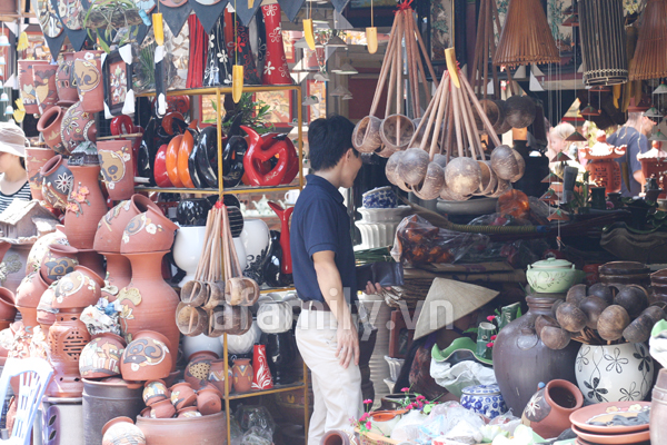 Đánh giá: Chợ gốm Bát Tràng