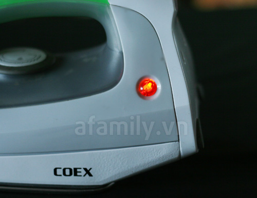 Đ&aacute;nh gi&aacute;: B&agrave;n l&agrave; hơi nước Coex