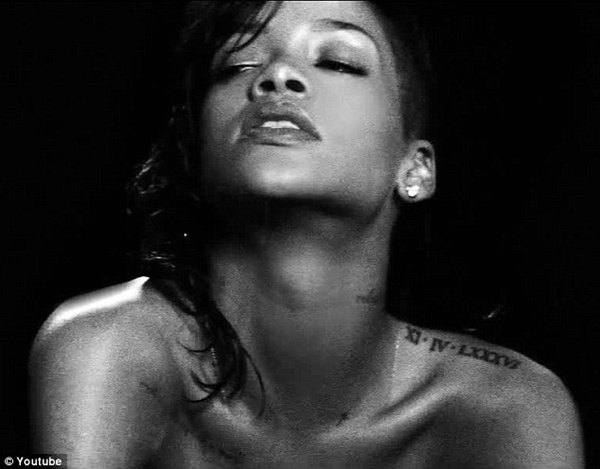 Rihanna - kim cương huyền bí 1