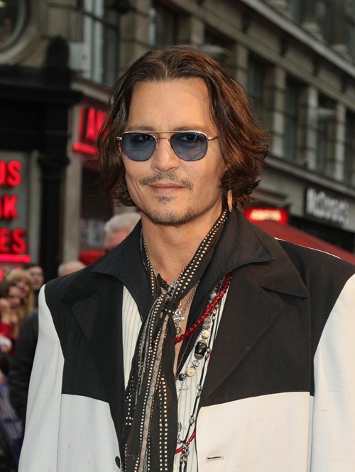 Johnny Depp “mê mệt” cô bạn gái lưỡng tính 1