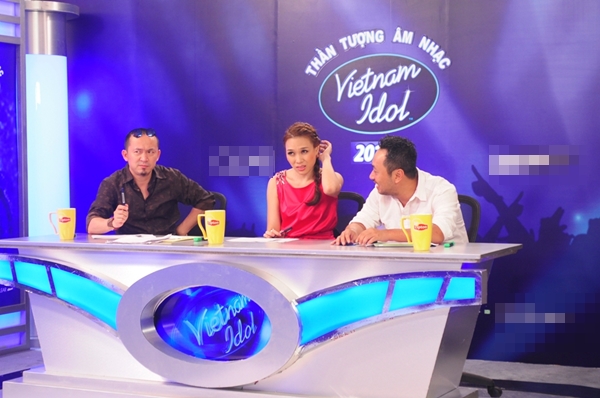 Vietnam Idol: Mở màn ngập tiếng cười 