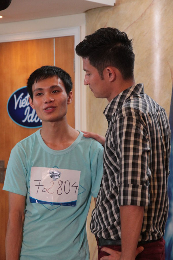 Vietnam Idol: Mở màn ngập tiếng cười 