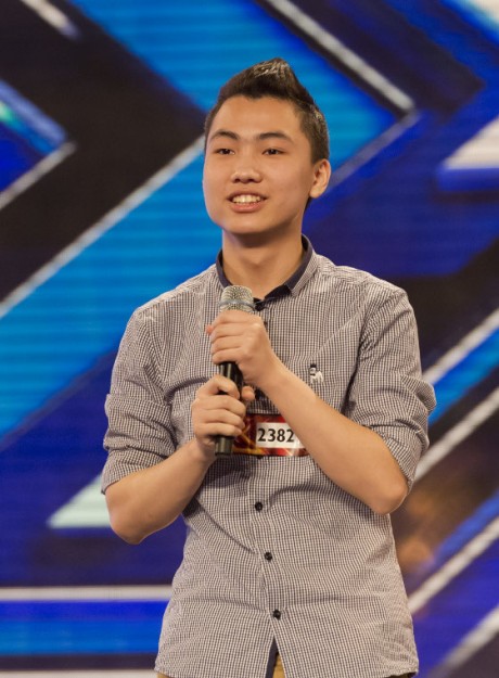 Chàng trai Hà Nội khuấy động X Factor UK 2012