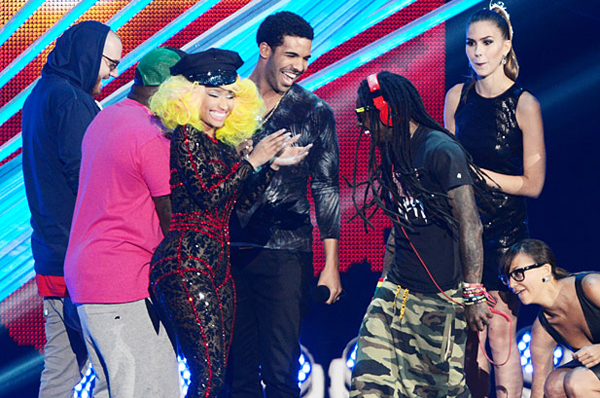 Những khoảnh khắc hạnh phúc tại MTV VMAs