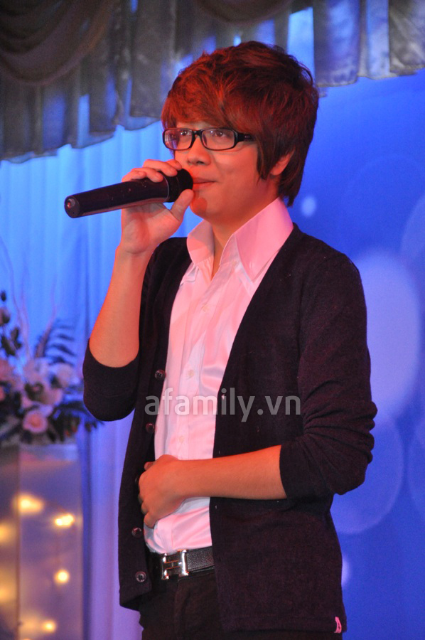 Bảo Anh, B&ugrave;i Anh Tuấn l&agrave;m ấm l&ograve;ng kh&aacute;n giả 