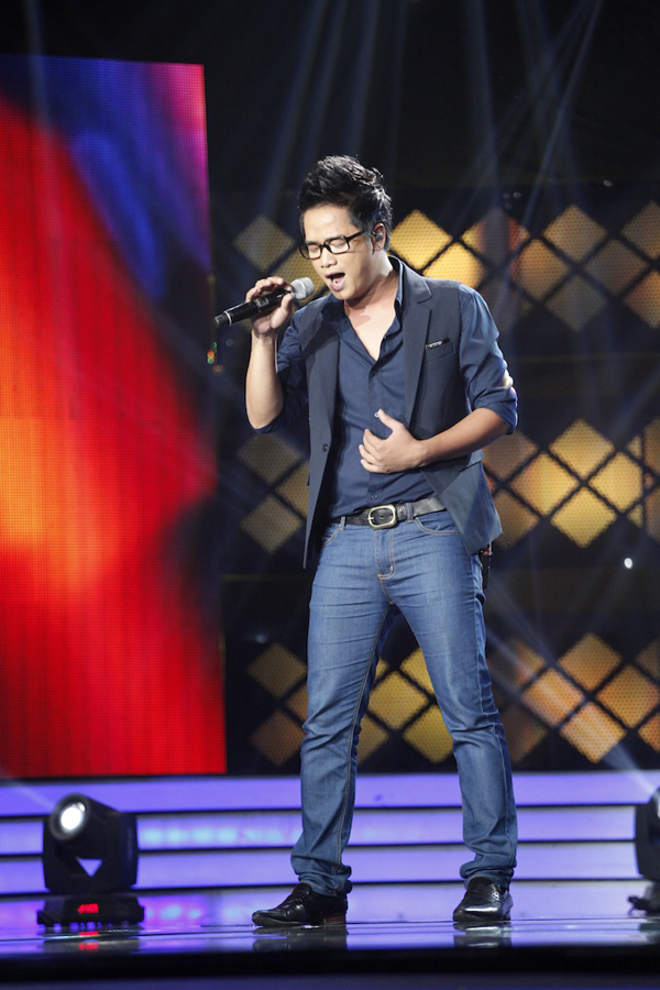 Bán kết 1 Vietnam Idol: Đẹp giọng nhưng kém sắc
