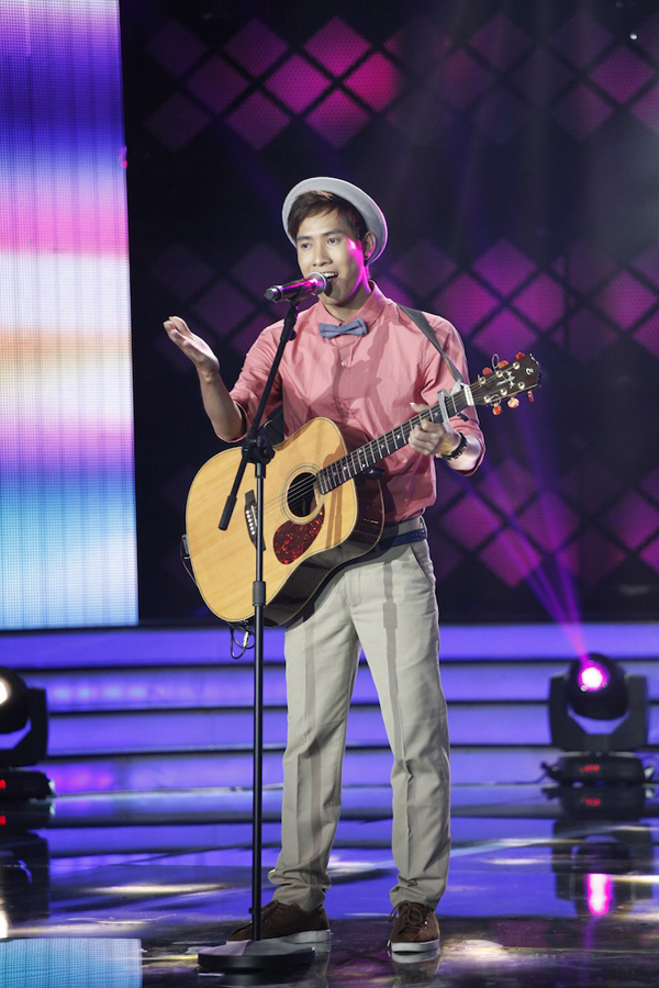 Bán kết 1 Vietnam Idol: Đẹp giọng nhưng kém sắc